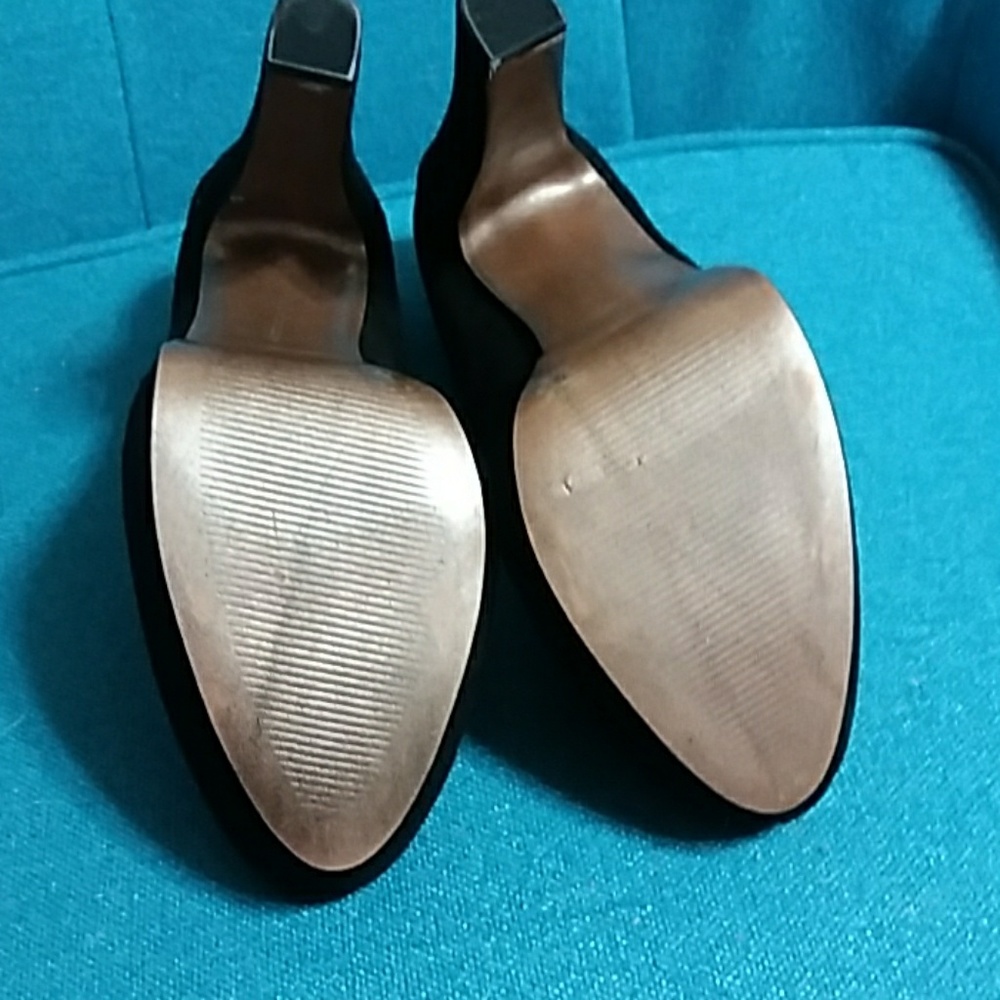 Sale!! Suede Platform Pumps - image 4